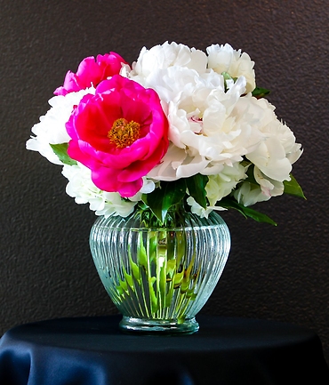 Royal Peonies Exclusive Eves