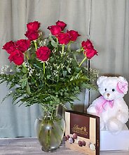 Valentine\'s Day Rose Combo