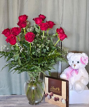 Valentine\'s Day Rose Combo